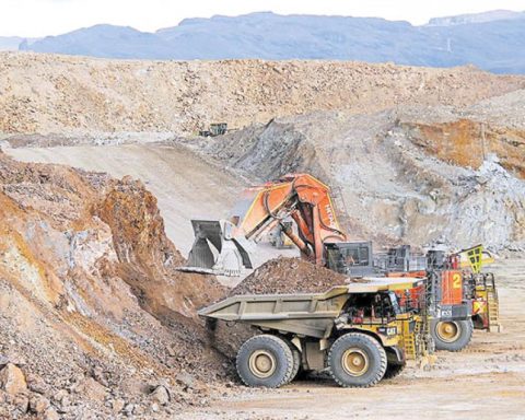 Transfers of mining resources totaled more than S/8,024 million