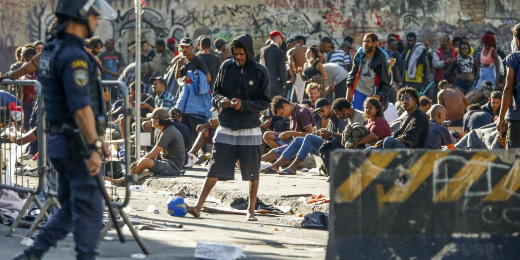 Violence and police action lead to the flow of Cracolândia to new areas