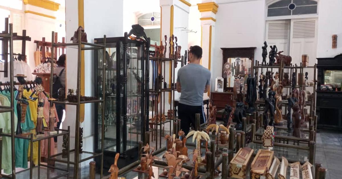 With few clients and fewer artisans, the Cultural Assets Fund goes out in Cienfuegos