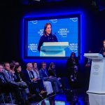 With which heads of state and businessmen did Dina Boluarte meet at the Davos 2025 forum?