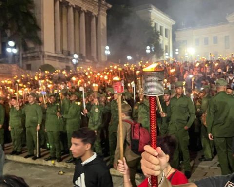 "Martí spoke little, the march of the torches was about Trump"