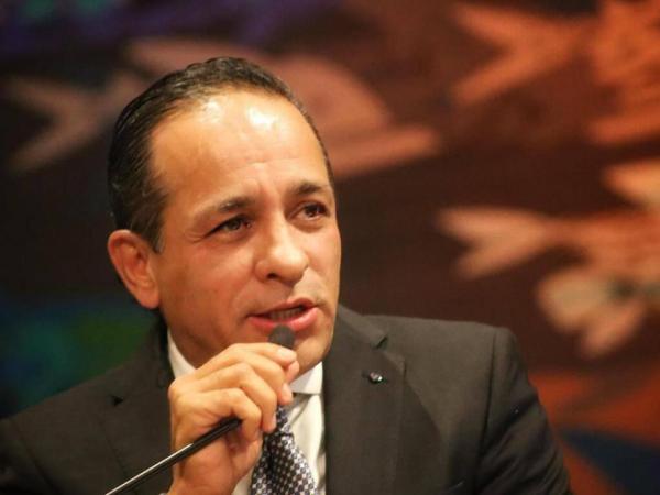 Alexander López Maya presented his irrevocable resignation to national planning