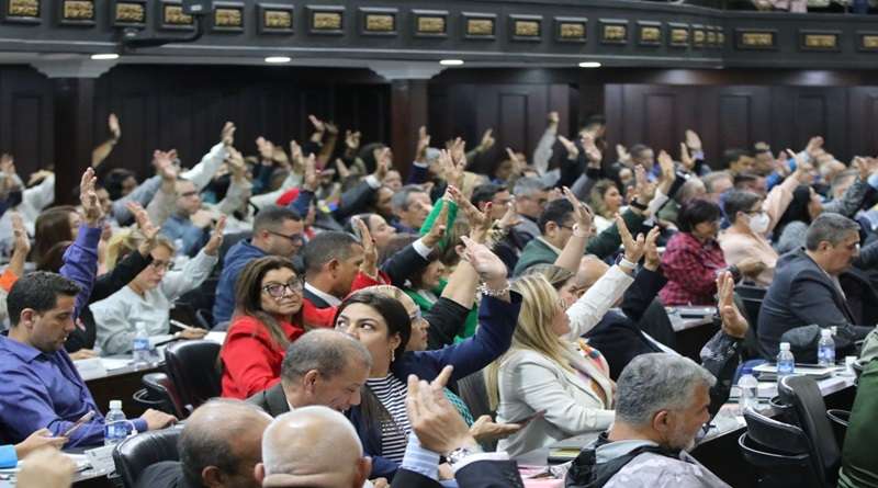 An approves the Venezuelan Youth Law "José Félix Ribas"