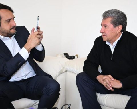 "Andy" puts accelerator to affiliate almost 8 million people to Morena