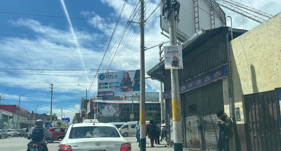 Around 20 car terminals are informal in Huancayo What do the authorities do?