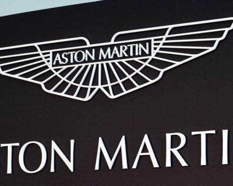 Aston Martin announces the first F1 sponsorship contract paid in cryptocurrencies