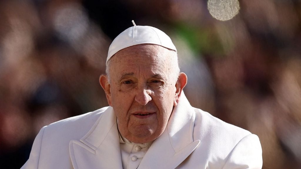 Bilateral pneumonia, the disease that afflicts Pope Francis