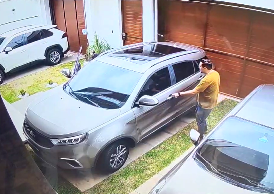 Captain Aldunate's daughter will receive psychological help after witnessing her father's murder