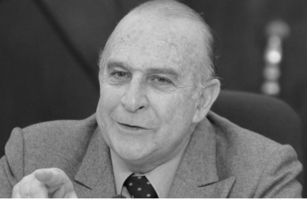 Carlos Ferrero Costa, former president of the Council of Ministers and Congress, at 83 years