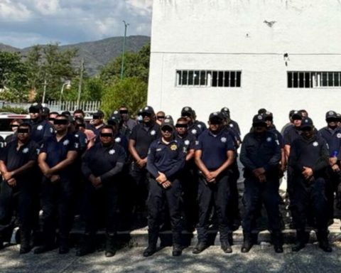 Chiapas: They stop 98 elements for not proving their position as police officers