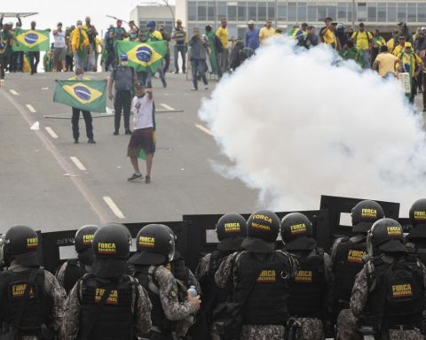 Complaint against Bolsonaro influences amnesty project in Congress