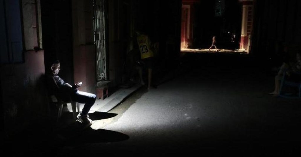 Cuban authorities suspend work and teacher activity Friday and Saturday for the energy crisis