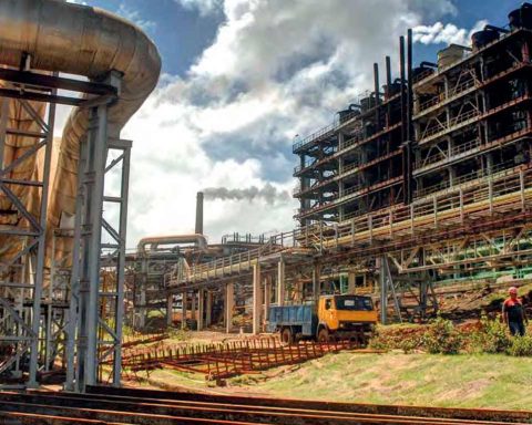 Cuban nickel industry closed half a machine 2024