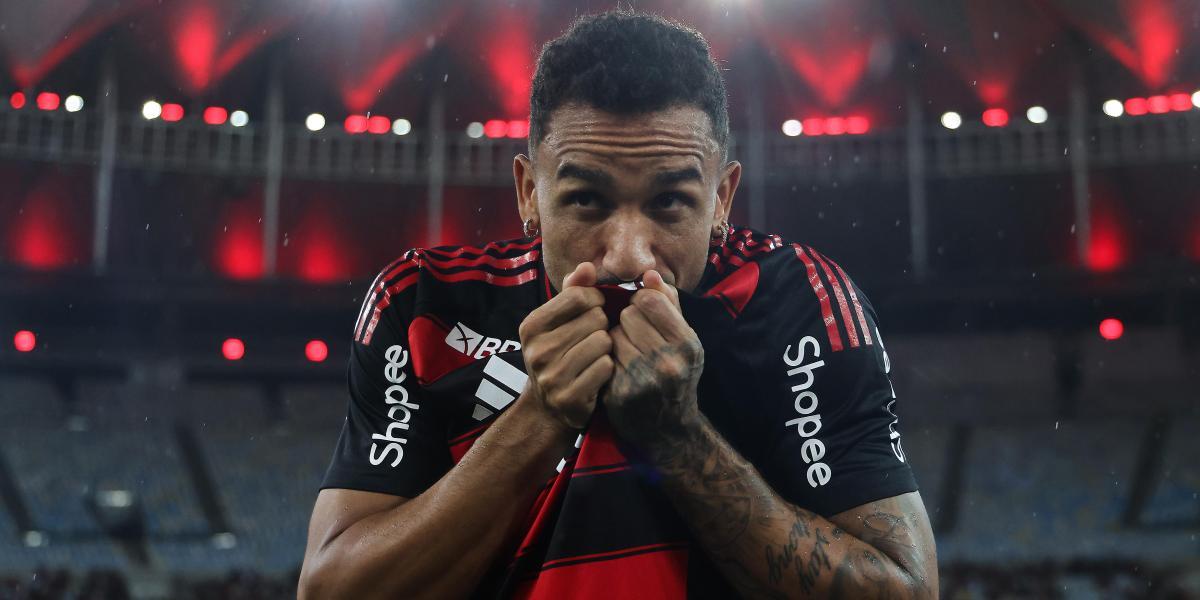 Danilo, an exceptional record at the service of Flamengo