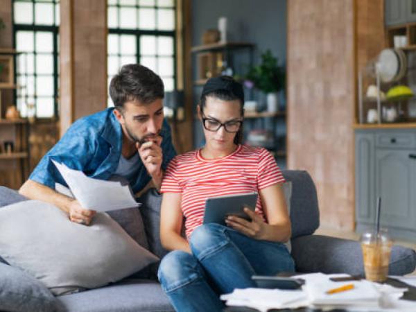 Does money matter in love?: How income affects relationships