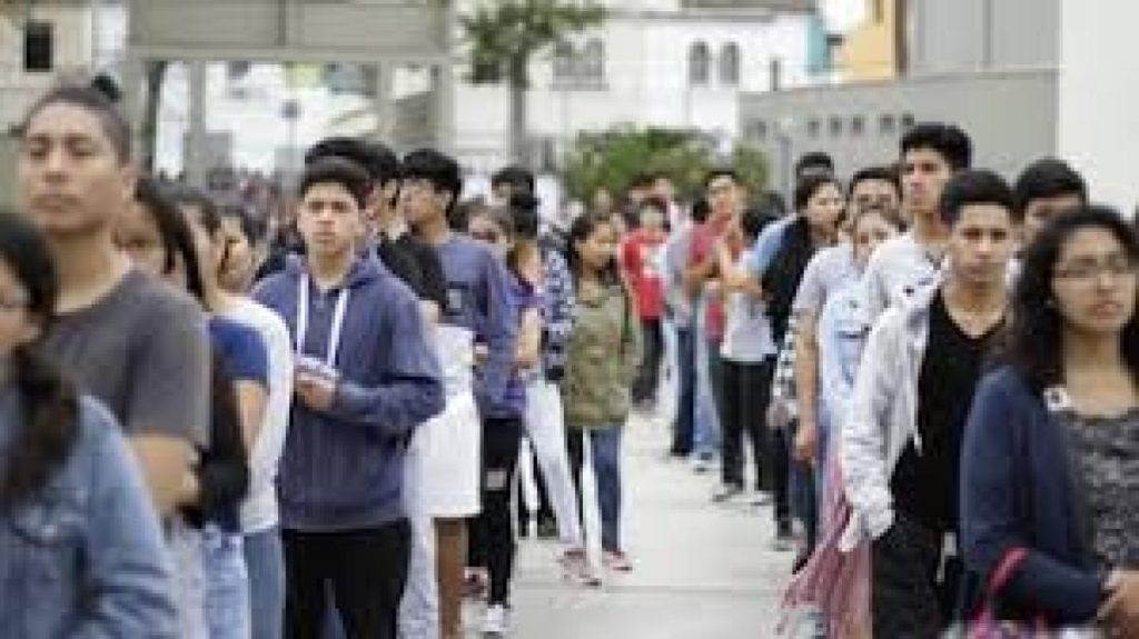 Employment: 100,000 young people lost their job in 2024