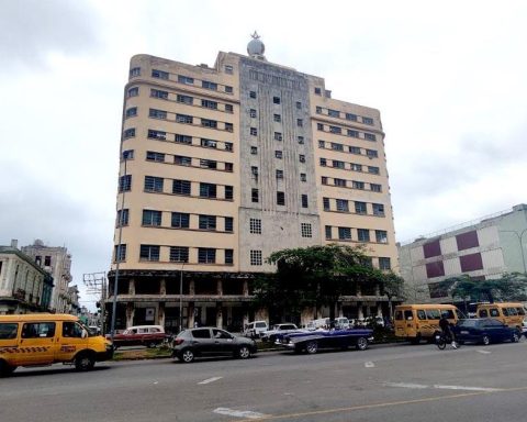 Etecsa and other state companies stay with more than half of the Cuban Freemasonry building
