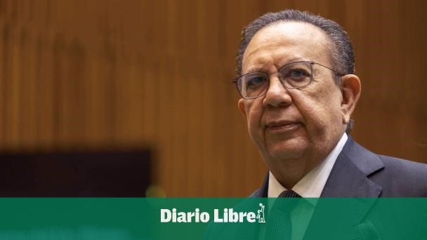 Financial system remains stable and is able to resist risks