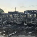 Guaguas calcinadas en la Terminal de Ómnibus de Mulgoba, en La Habana