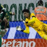 Hugo Souza defends penalty and Palmeiras and Corinthians are in the draw