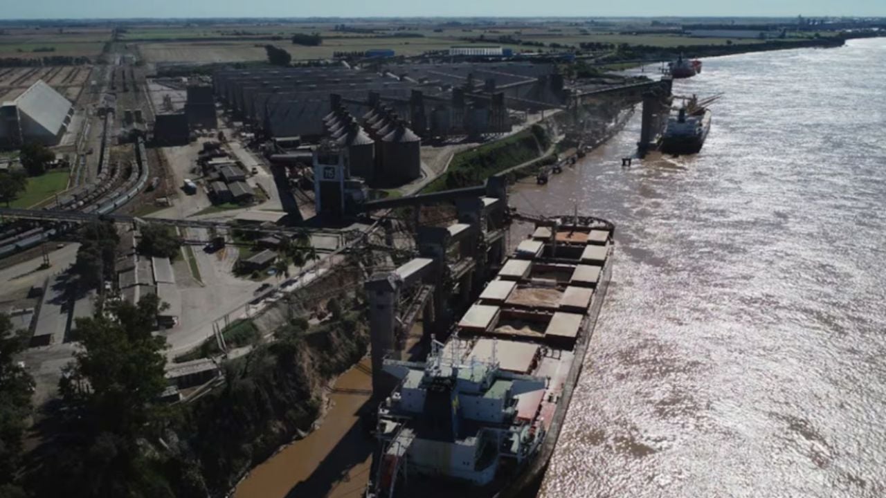 Hydrovia: The Government requested that the only bidding company be investigated