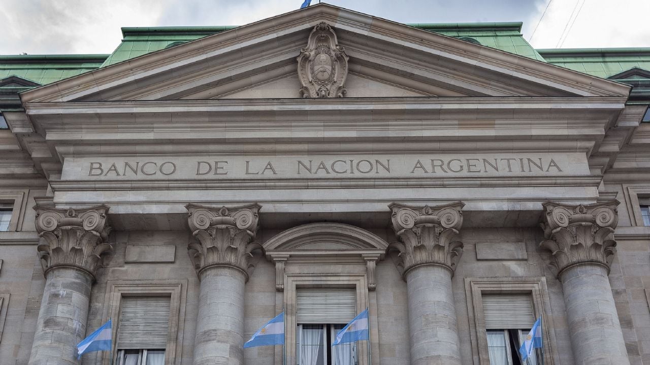 In the middle of the controversy, Javier Milei transformed the National Bank into a corporation