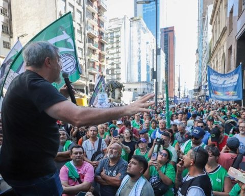 In the midst of the Pami scandal, Rodolfo Aguiar aim against the government