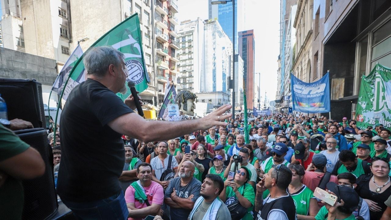 In the midst of the Pami scandal, Rodolfo Aguiar aim against the government