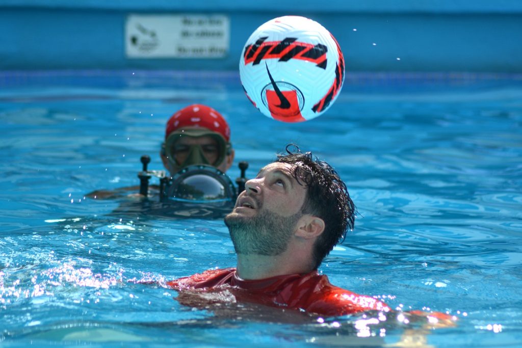 Jhoen Lefont adds another record to his history in the ball domain