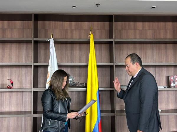 Luis Eduardo Acosta appointed as president in commission of the ANI