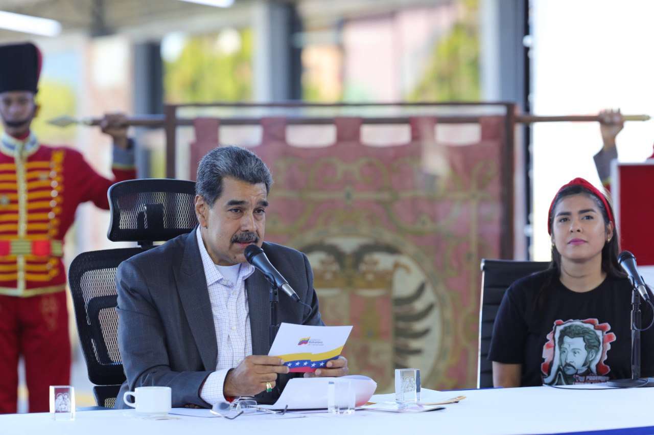 Maduro greeted dialogue about peace and new relationships between Putin and Trump