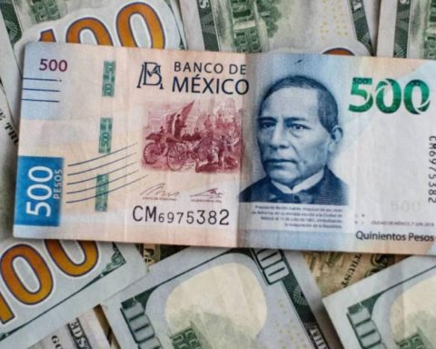 Mexican peso takes a respite to the dollar for the US tariff pause