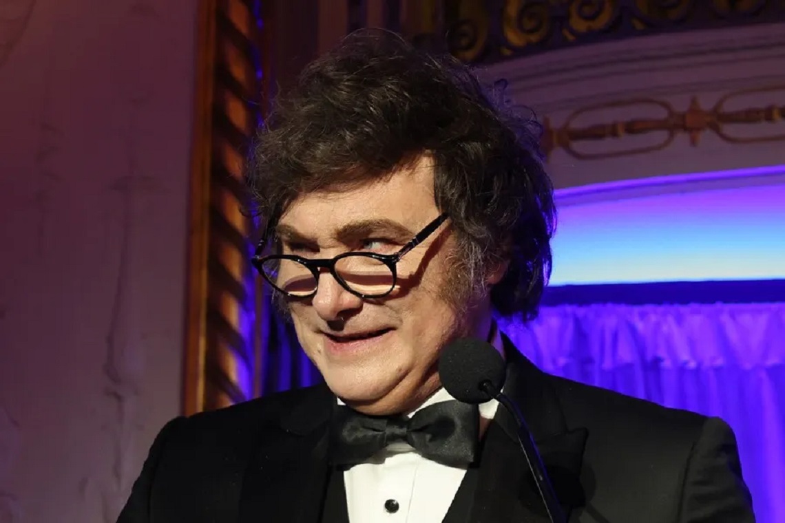 Milei, wrapped in a millionaire scam, could face political trial