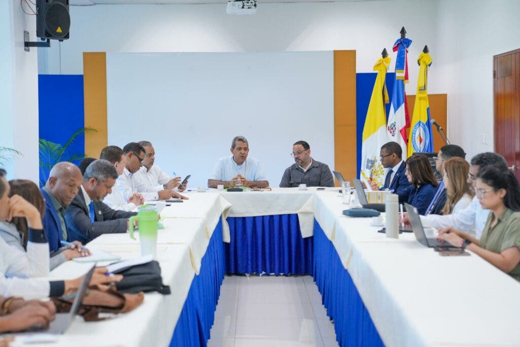 Minister Santos values ​​advances in mediation meeting cotuí resettlement