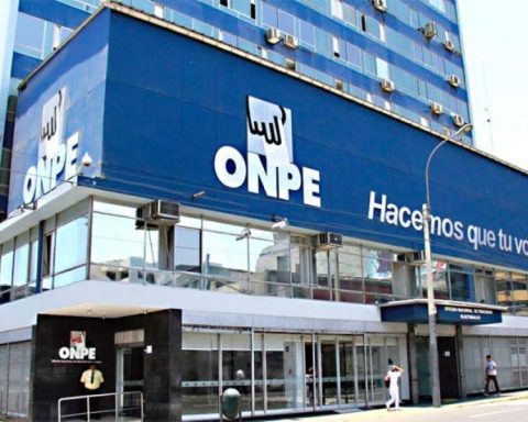 ONPE Local political party visit to verify public financing use