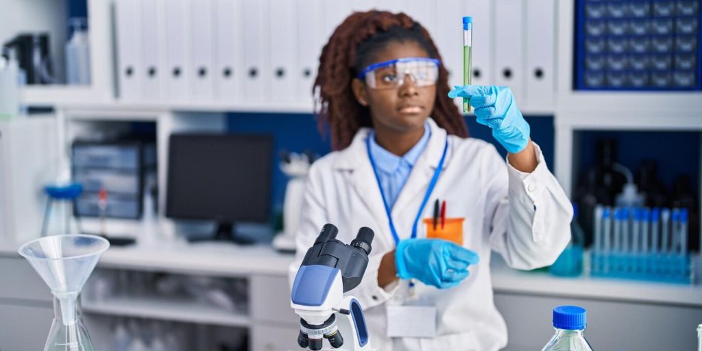 Only 27% of women in science courses completed their studies