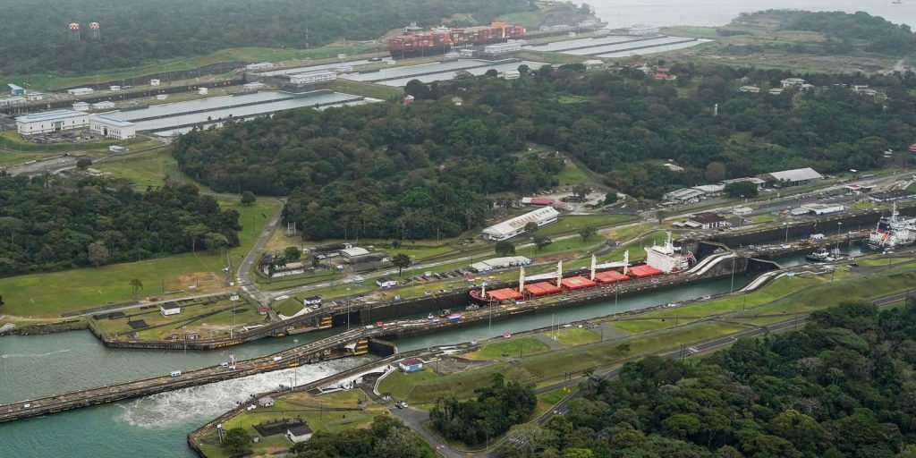 Panama denies the US claim of channel crossing rights