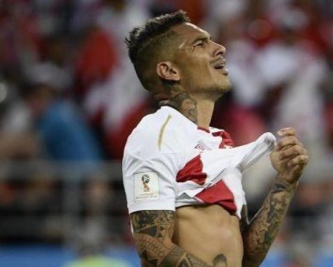 Paolo Guerrero says 'Enough'