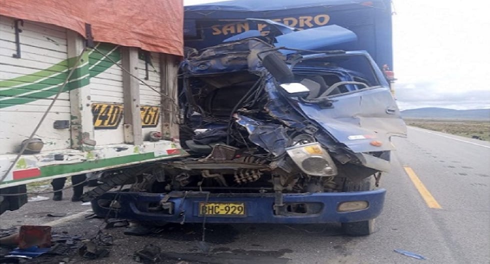 Pasco: Shock between two trucks leaves a dead on the Central Highway