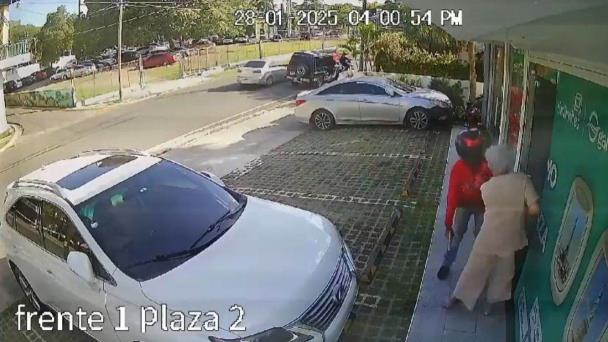 Penitentiary agent arrested by robbery