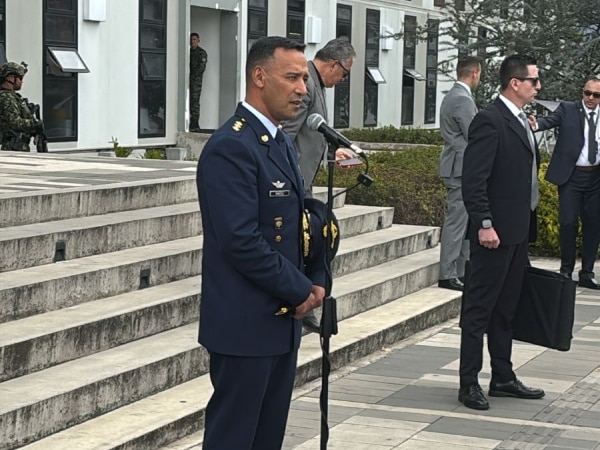 Possession of General Pedro Sánchez As a new Mindefense would not be soon: he made a decision to avoid retirement from greater rank officers