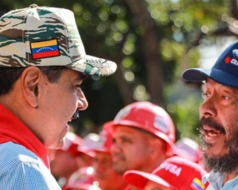 President Maduro regrets the death leader Jacobo Torres