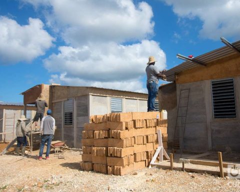 Production of construction materials with a "noticeable" reverse in Cuba