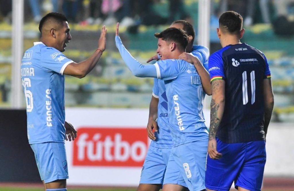 Scare, comeback, win and classification for Bolívar in the summer tournament