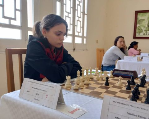 Teenager causes a feeling in struggle for the Cuban female Throne of Chess