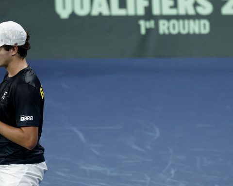 Tennis: Brazil loses first two games against France at the Davis Cup