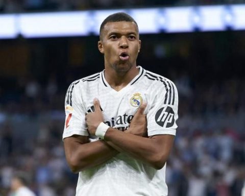 The French soccer union supports Mbappé in his demand with the PSG