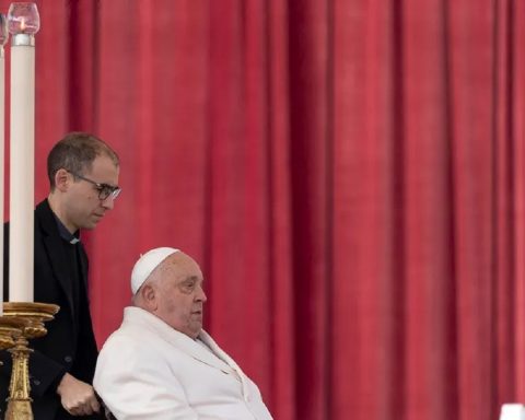 The Pope is not "out of danger" and will remain admitted