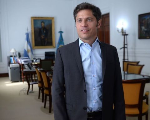 The background of the very hard cross between Javier Milei and Axel Kicillof