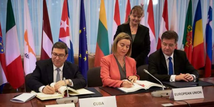 Firma del Acuerdo de Cooperación y Diálogo Político entre el Gobierno cubano y la Unión Europea, en 2016